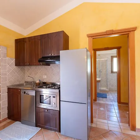 Apartment Classical Res Baiadellepalme T6 -2 Bedroom 6 Per