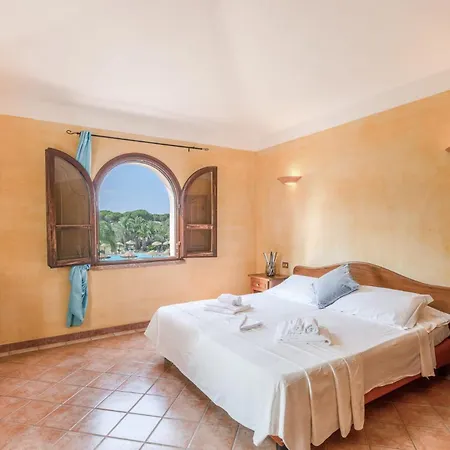 Classical Res Baiadellepalme T6 -2 Bedroom 6 Per Теулада